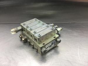 Liebherr Distribution Block